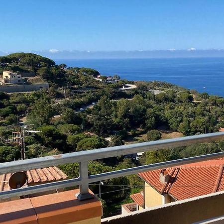 Capoliveri Appartamento Panoramico Con Terrazzo Dış mekan fotoğraf
