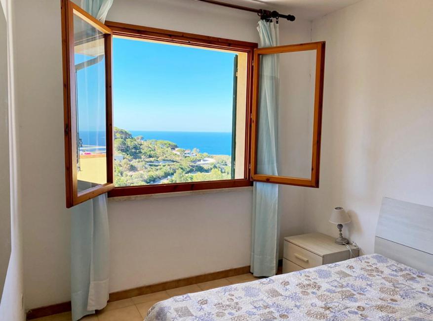 Capoliveri Appartamento Panoramico Con Terrazzo Dış mekan fotoğraf