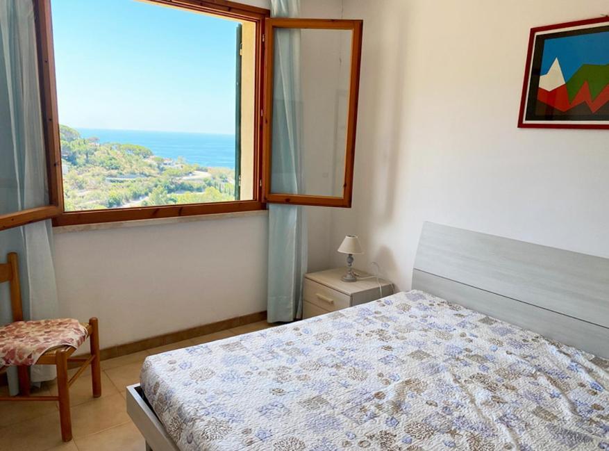 Capoliveri Appartamento Panoramico Con Terrazzo Dış mekan fotoğraf